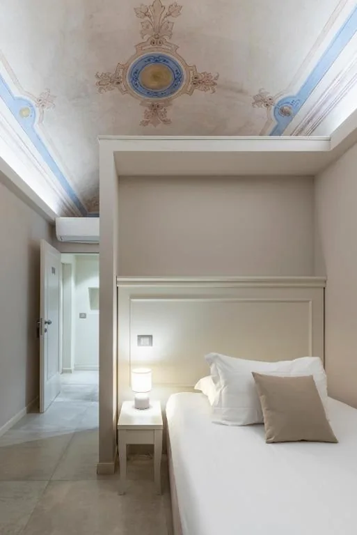 Single Room with View — Prato dei Miracoli Residenza d’Epoca