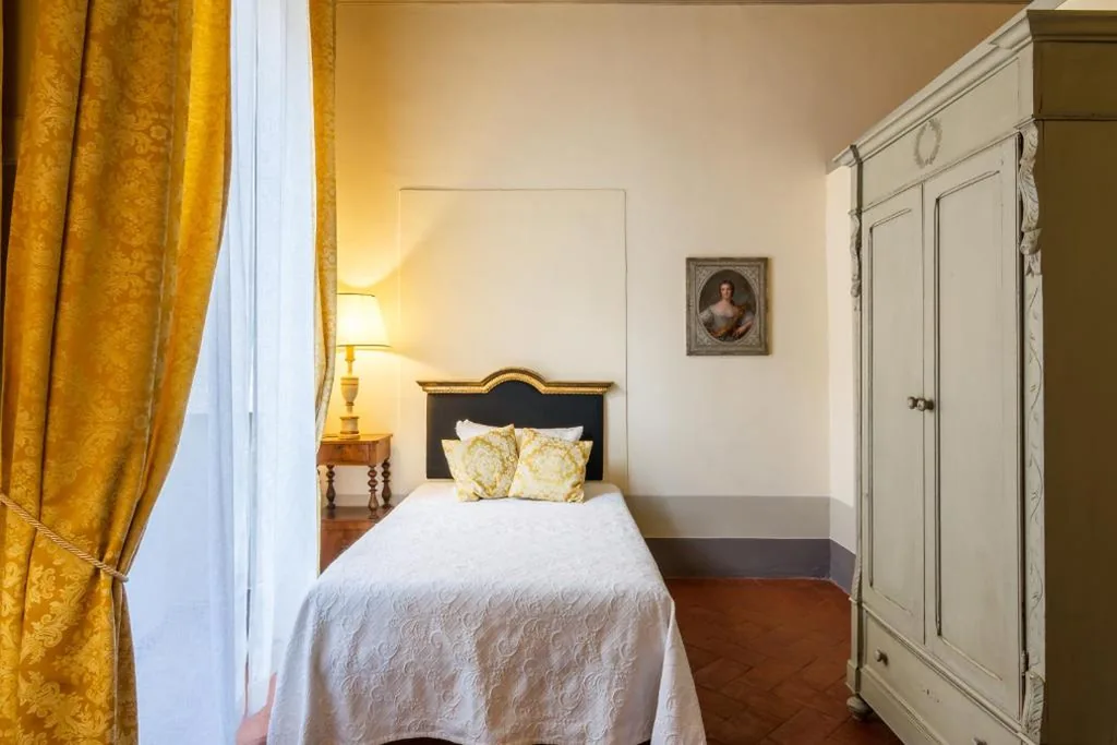 Deluxe Single Room — Dimora Storica Palazzo Puccini