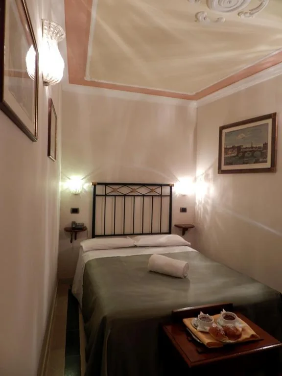 Single Room — Domus Florentiae Hotel