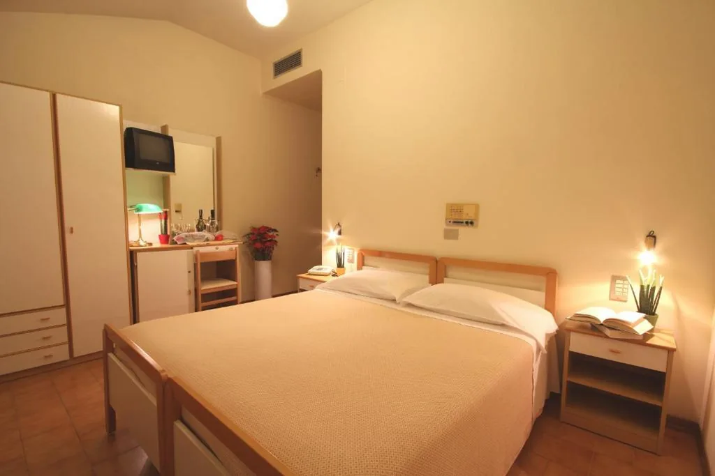 Camera Singola Economy - Dependance — Hotel Villa Luca