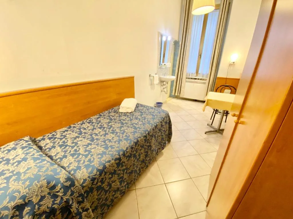 Economy Single Room — Hotel Romagna