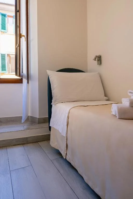 Camera Singola — Holiday Rooms Guest House