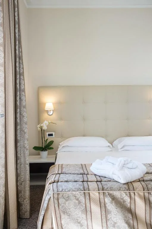 Camera Singola — Hotel Ariston & Spa