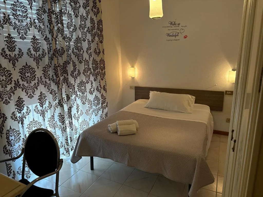 Single Room — Hotel Azzurra
