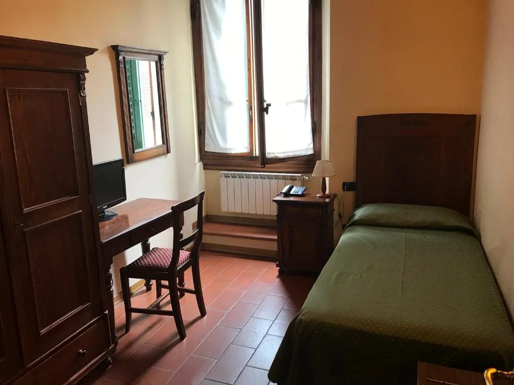 Single Room — Hotel Giglio