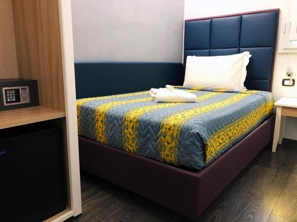 Single Room — Hotel Gioia