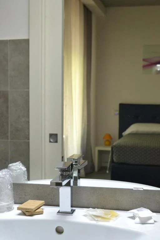 Single Room — Hotel Panorama