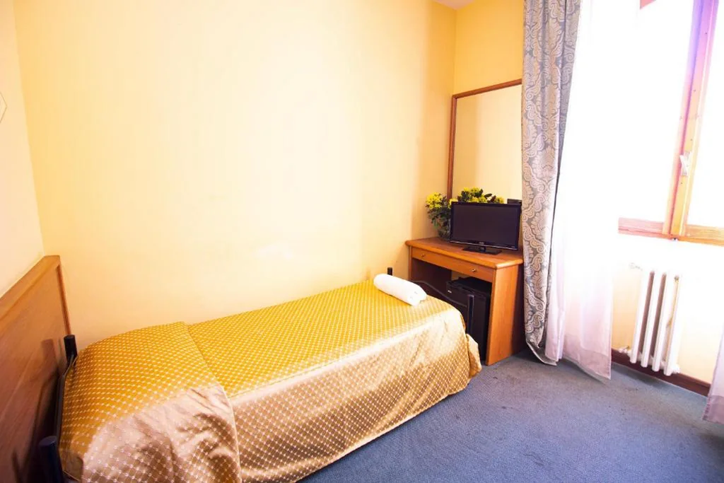 Single Room — Hotel PRime – Montecatini
