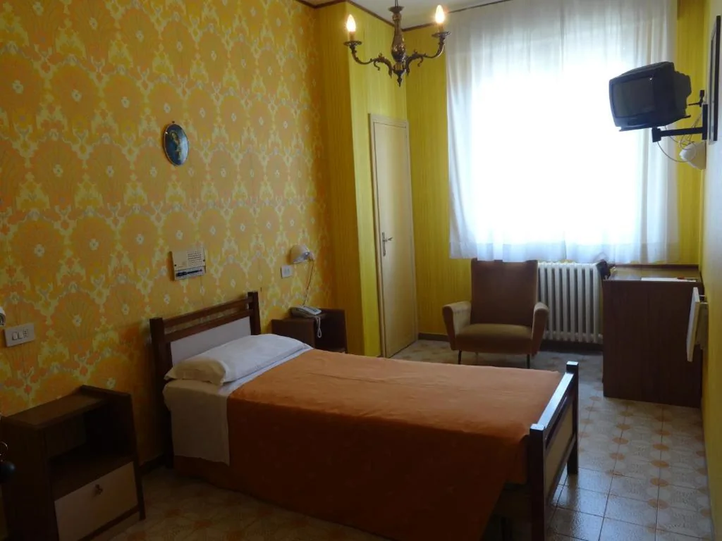 Camera Singola — Hotel Saturno