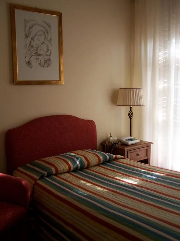 Single Room — Hotel Torretta