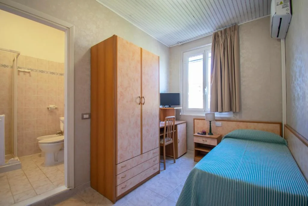 Single Room — Hotel Villa Giada