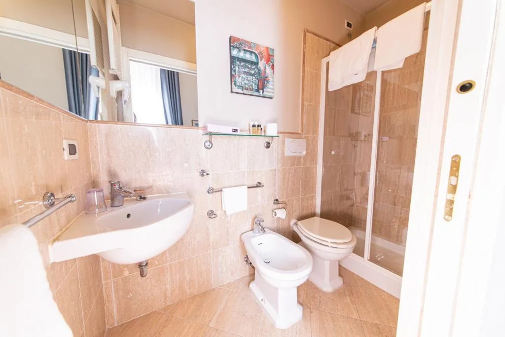 Single Room — Hotel Viscardo