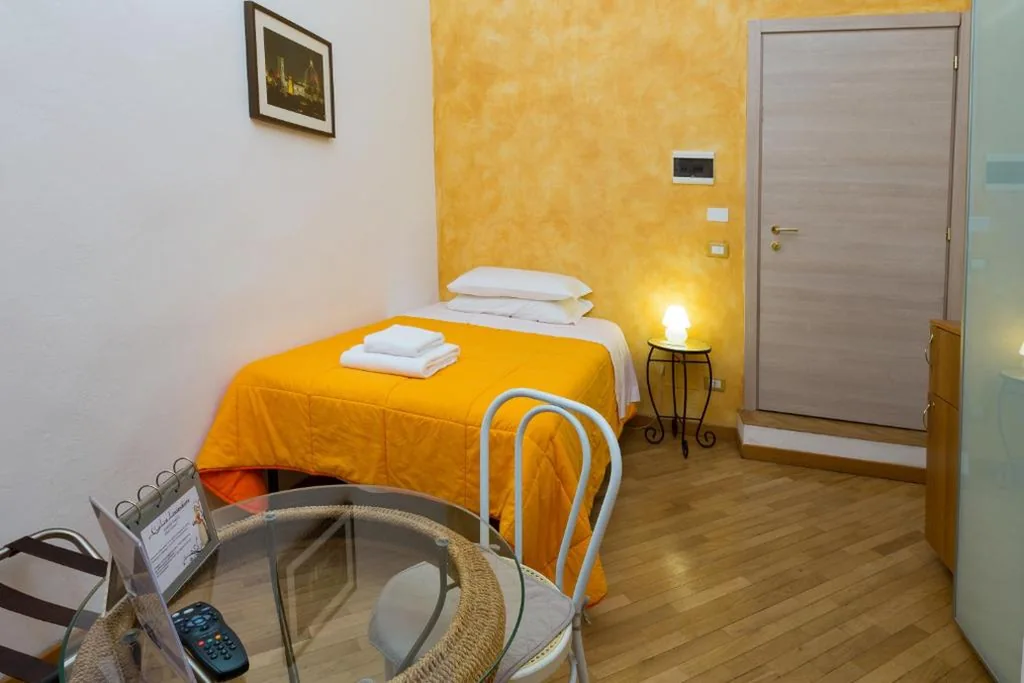 Single Room — La Locandiera B&B