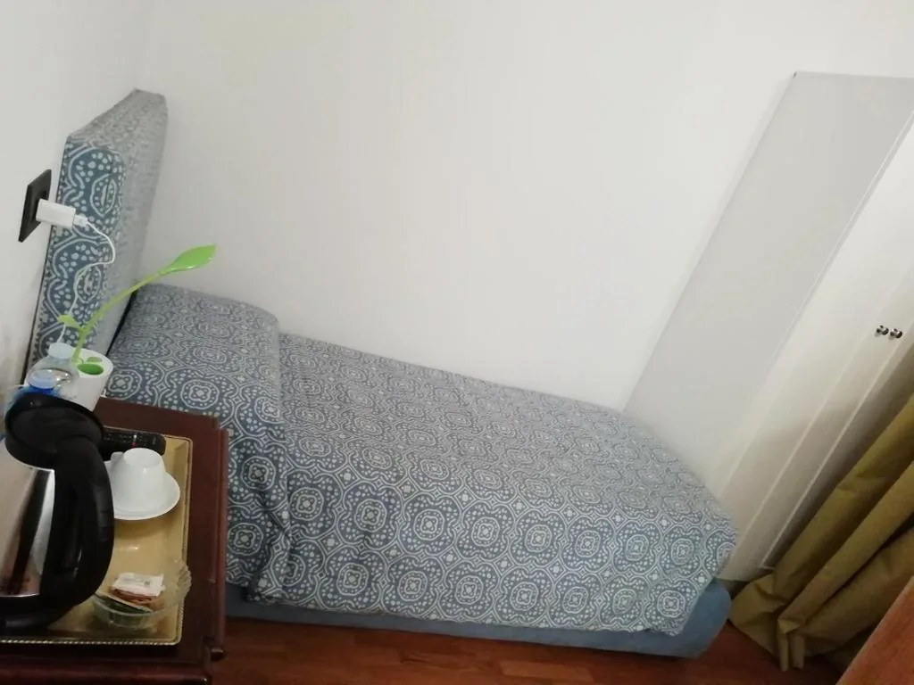 Small Single Room — B&b Pergola House