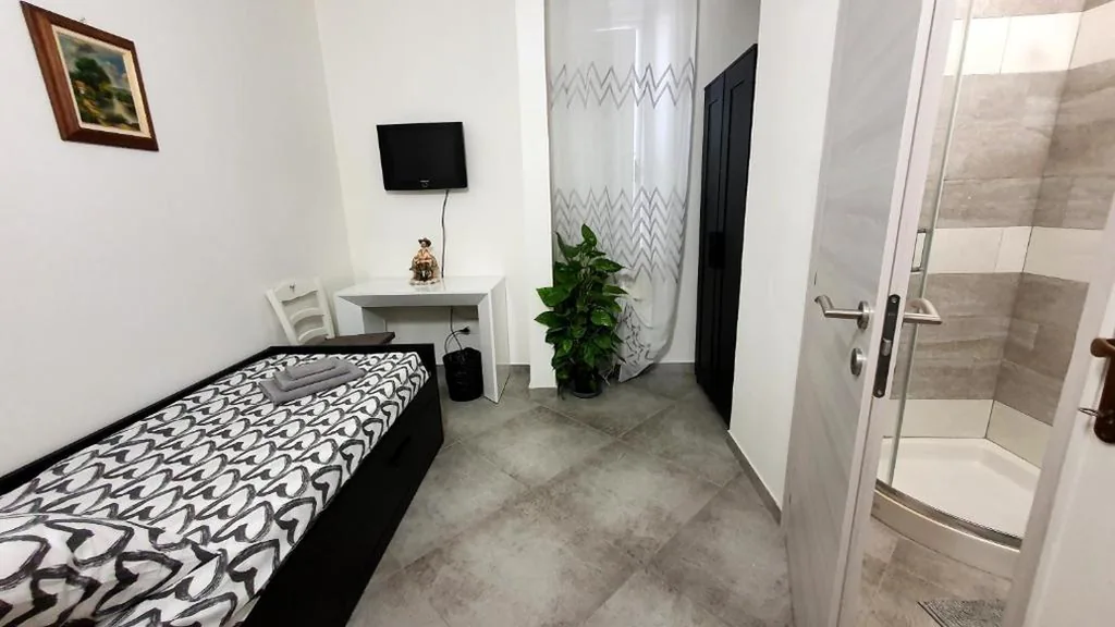 Camera Singola — rooms cris