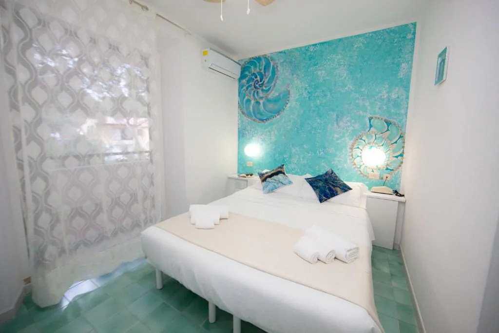 Standard Single Room — Hotel Punto Verde
