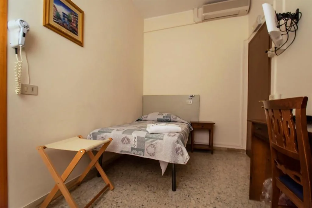 Camera Singola Standard — Hotel Sabatino