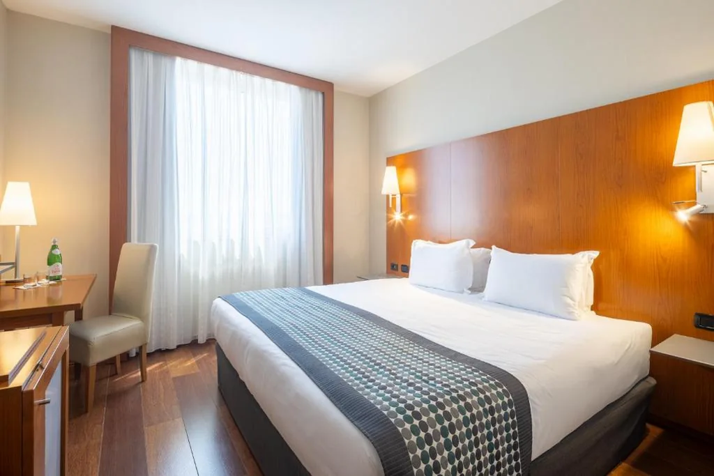 Standard Double or Twin Room — Exe Toscana