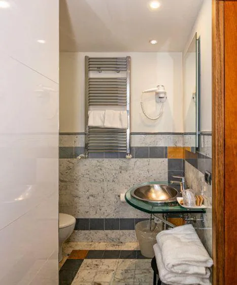 Standard Double or Twin Room - Annex — Hotel Bracciotti