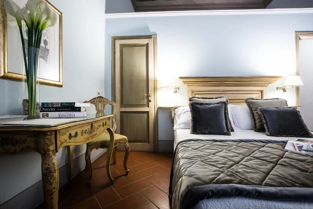 Standard Double or Twin Room — Hotel Burchianti