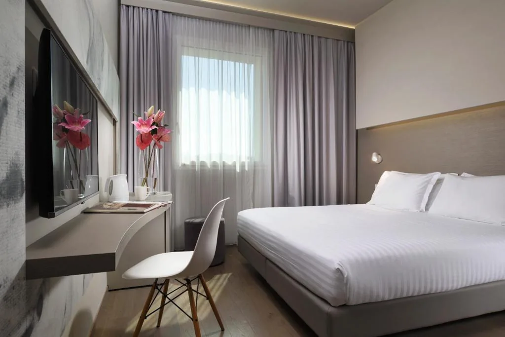 Standard Double or Twin Room — Hotel Glance In Florence