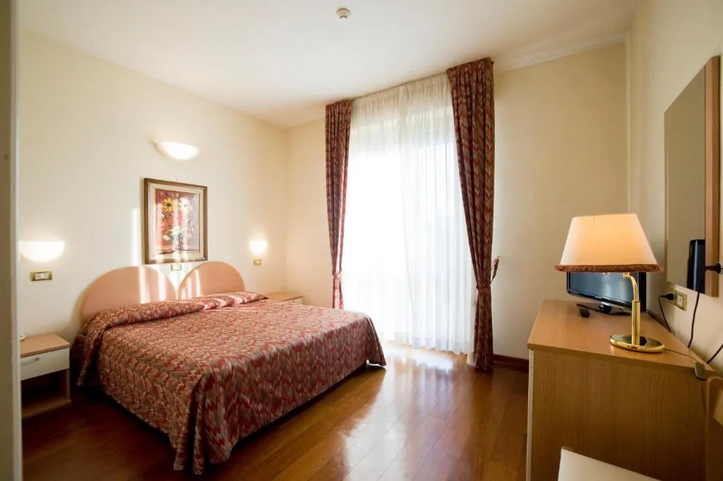 Standard Double or Twin Room — Hotel Villa Ricci & Benessere