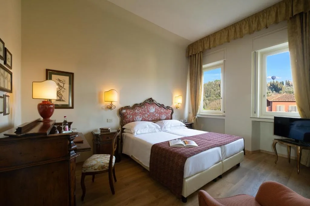 Camera Standard Matrimoniale/Doppia con Letti Singoli — Park Palace Hotel