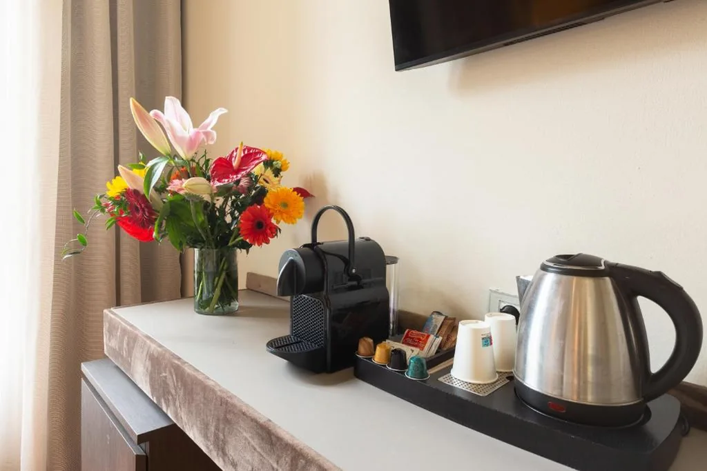 Superior Room — Hotel Embassy