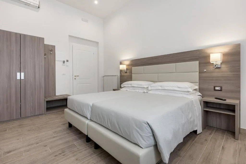 Superior Double or Twin Room — Apollo Guest House