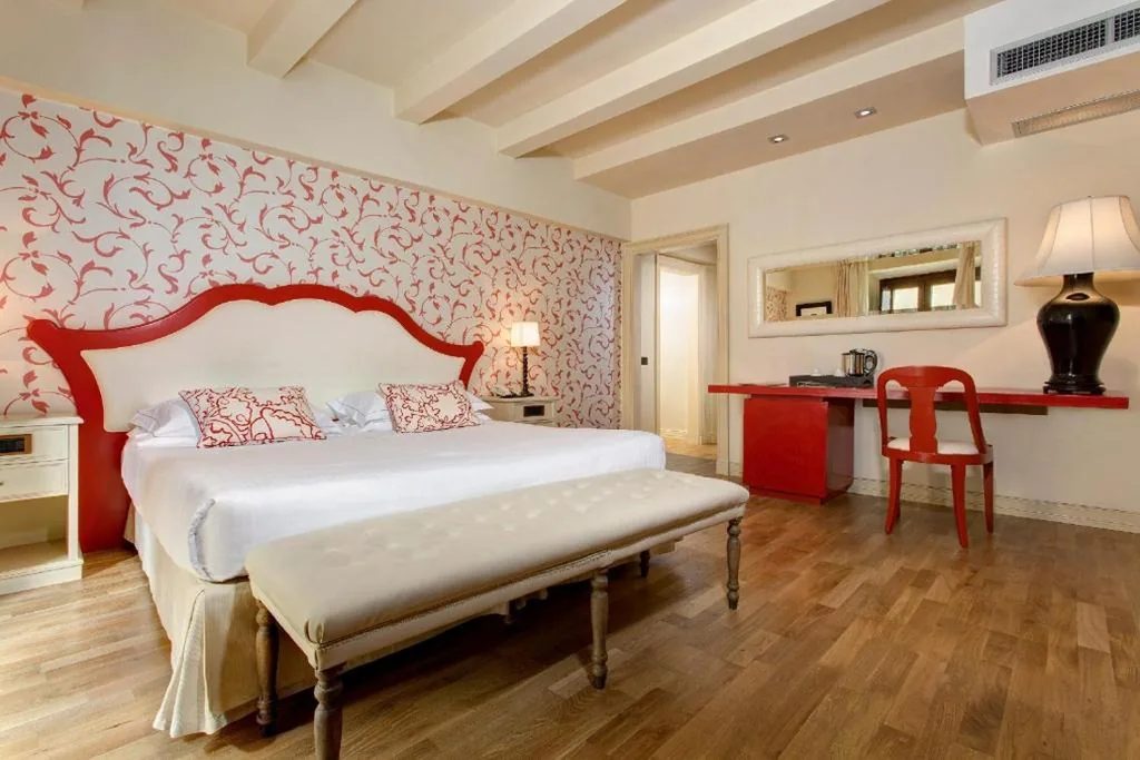 Superior Double or Twin Room — Grand Hotel Cavour