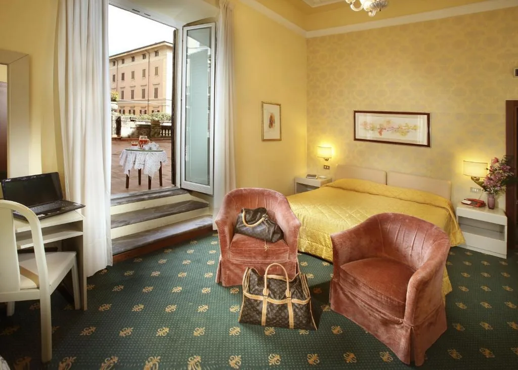 Camera Superior Matrimoniale/Doppia con Letti Singoli — Grand Hotel Plaza & Locanda Maggiore