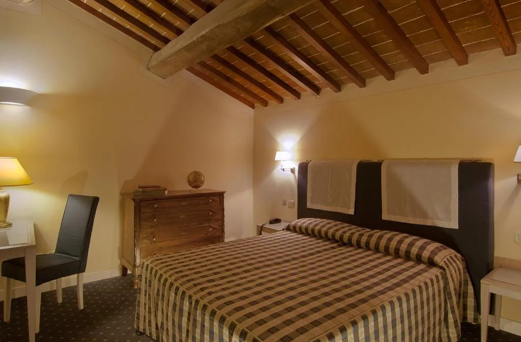 Camera Superior Matrimoniale/Doppia con Letti Singoli — Hotel Arnolfo & Aqua Laetitia Spa & Beauty