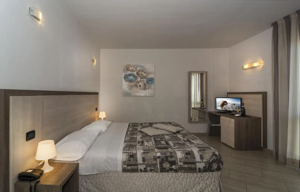 Camera Superior Matrimoniale/Doppia con Letti Singoli con Vista Mare — Hotel Lido Inn