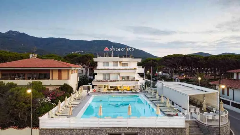 Superior Double or Twin Room with Sea View — Hotel Montecristo