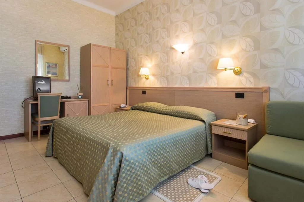 Camera Superior Matrimoniale/Doppia con Letti Singoli con Vista Mare — Hotel Pardini