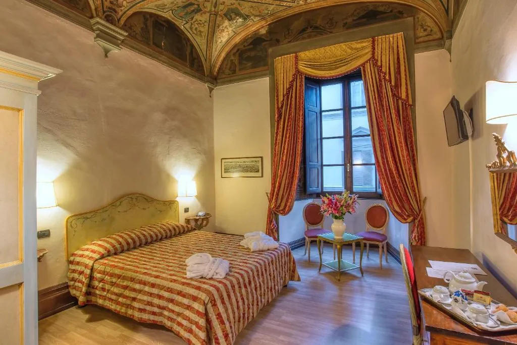 Superior Double or Twin Room — Hotel Paris