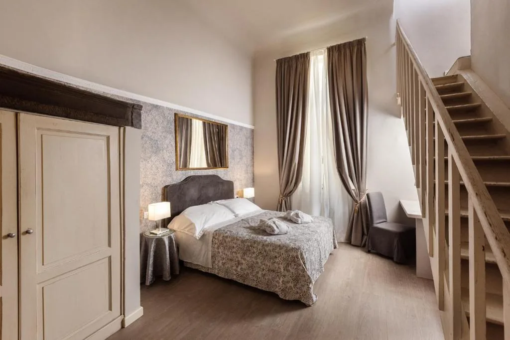 Camera Superior Matrimoniale/Doppia con Letti Singoli nella Dependance — Hotel Torre Guelfa Palazzo Acciaiuoli