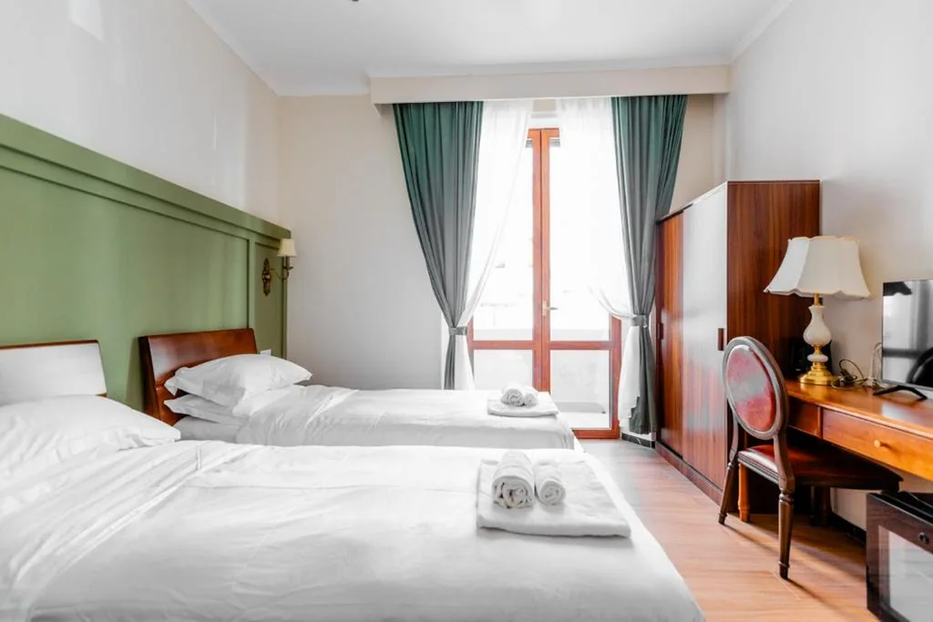 Superior Double or Twin Room with Terrace — Modi Hotel