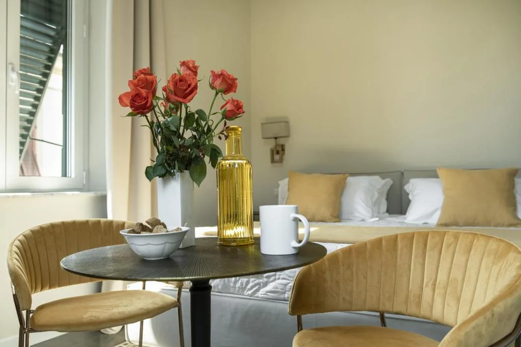 Camera Superior Matrimoniale/Doppia con Letti Singoli con Vista Città — Villa La Tuia B&B