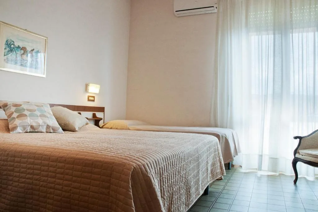 Camera Tripla — Albergo La Rosetta