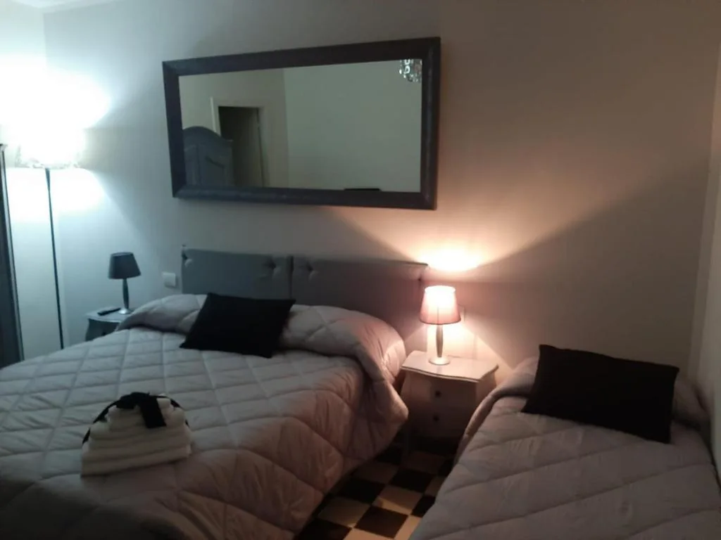 Triple Room — B&B Principe Calaf 3