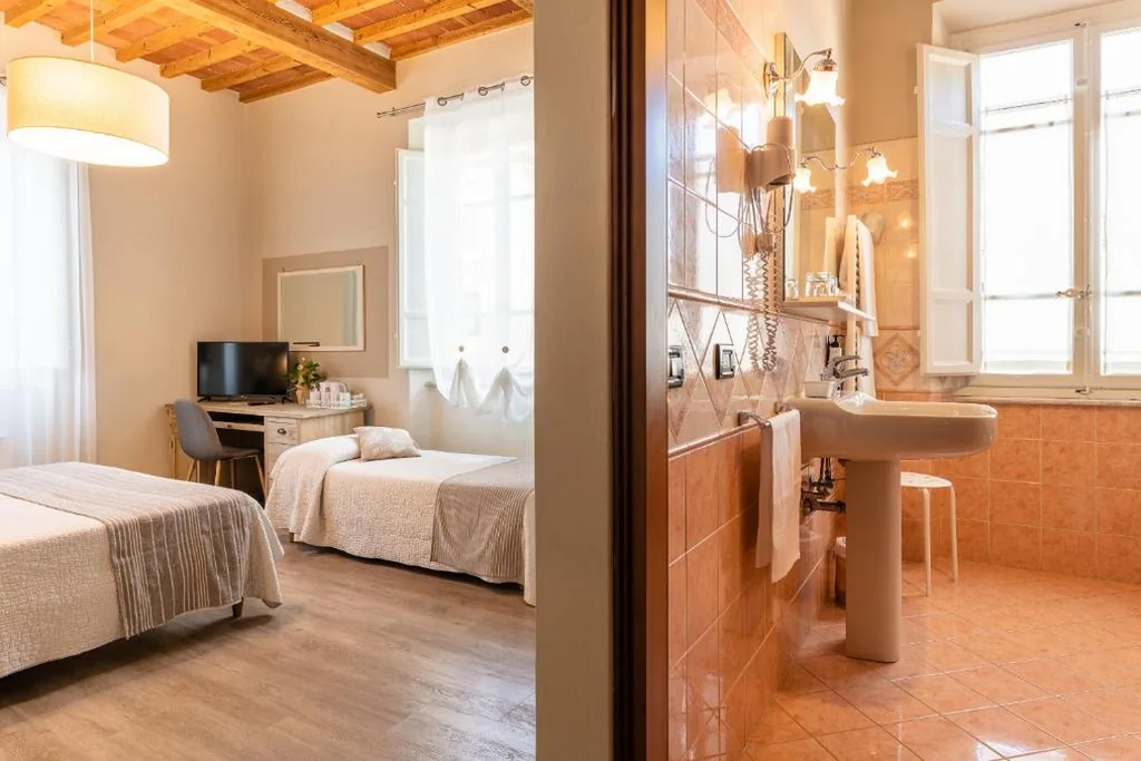 Triple Room — B&B Stella Lucca