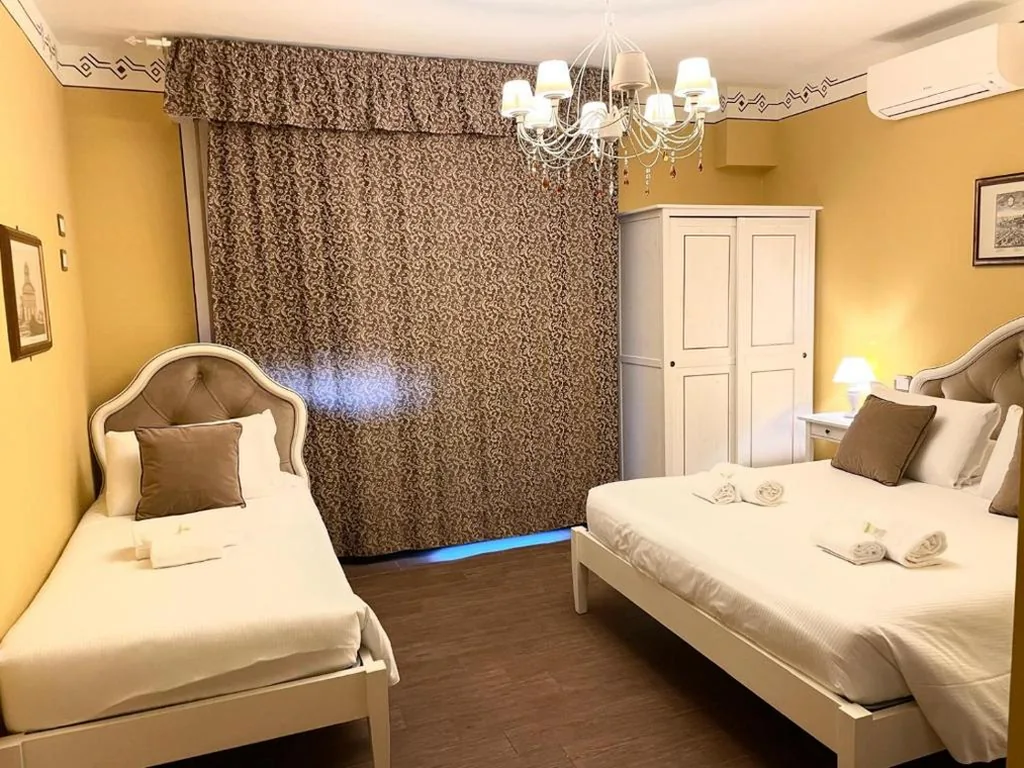 Budget Triple Room - Separate Building — Hotel Pisa Tower