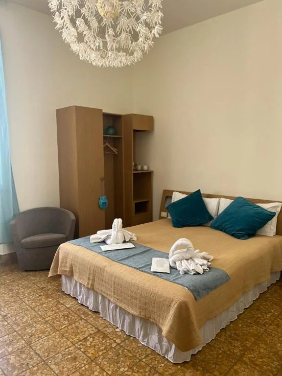 Classic Triple Room — Artemente Florence B&B