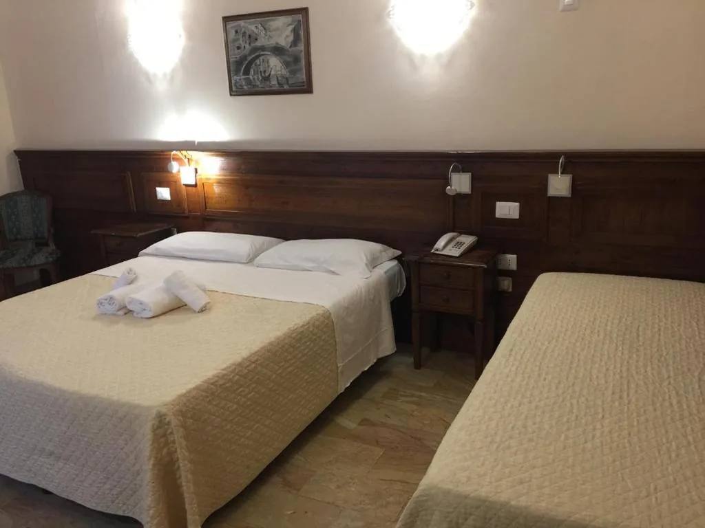 Classic Triple Room — Hotel Le Due Fontane