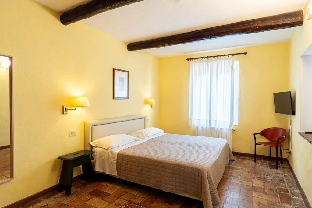Camera Tripla Classic — Hotel Pescille Country House by Double Hospitality