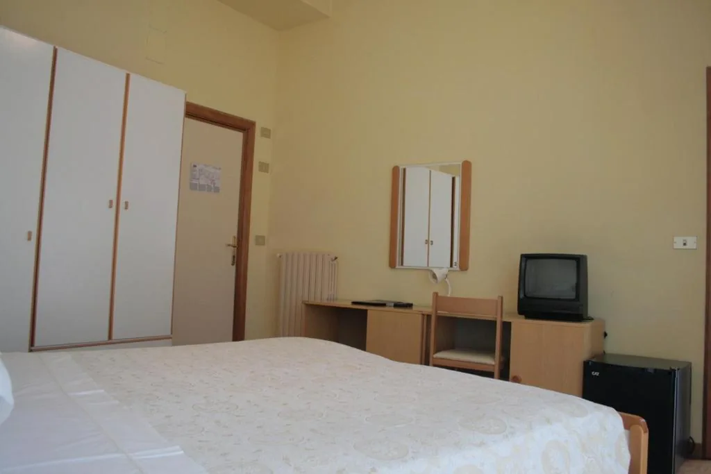 Camera Tripla Classic — Hotel Risorgimento