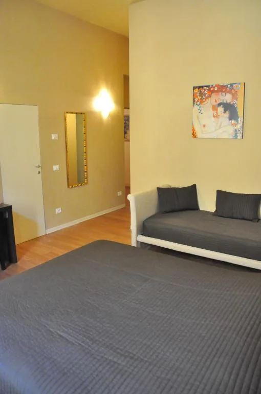 Camera Tripla Comfort — B&B Al Canto del Cavour