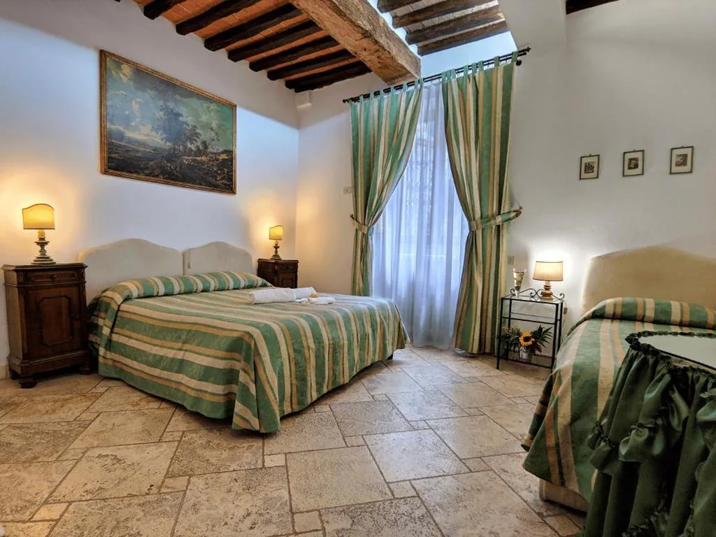 Comfort Triple Room — B&B Siena In Centro – Diffuso