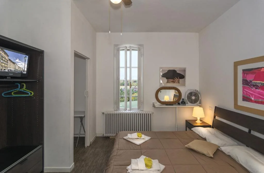 Camera Tripla Comfort con Doccia — Le Ciel d’Orphèe